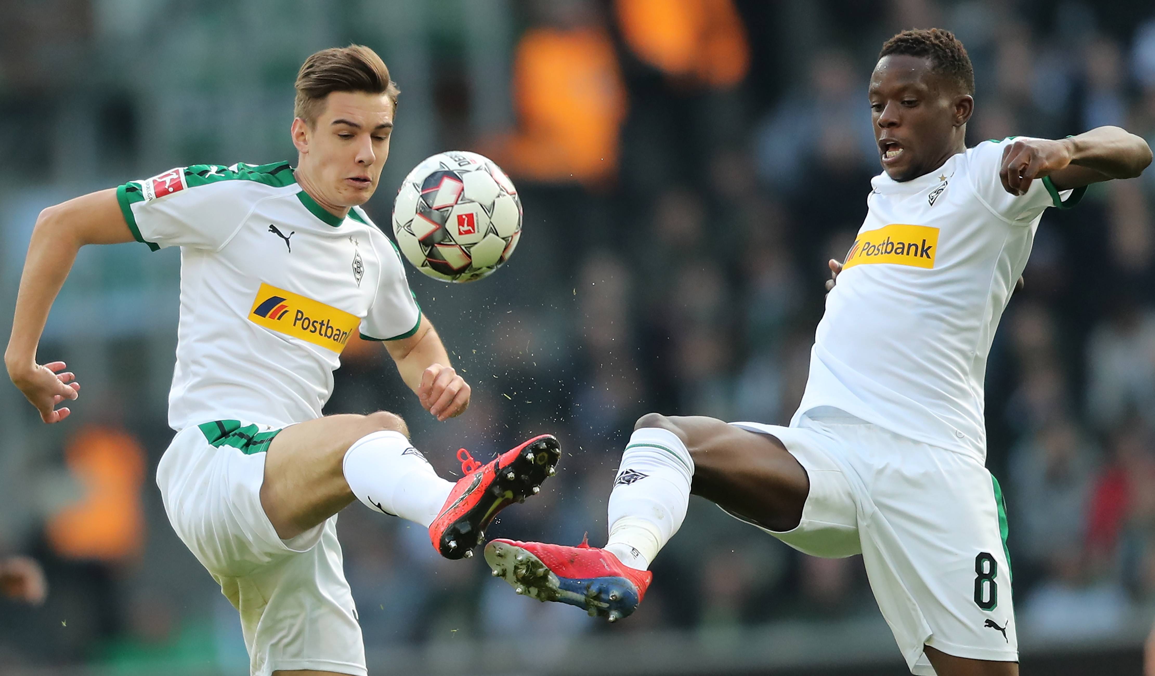 雷竞技官网 -关于转会期NBA总决赛传出新动向，门兴格拉德巴赫战术微调，管理层表态——态度坚定，控场能力受关注的信息