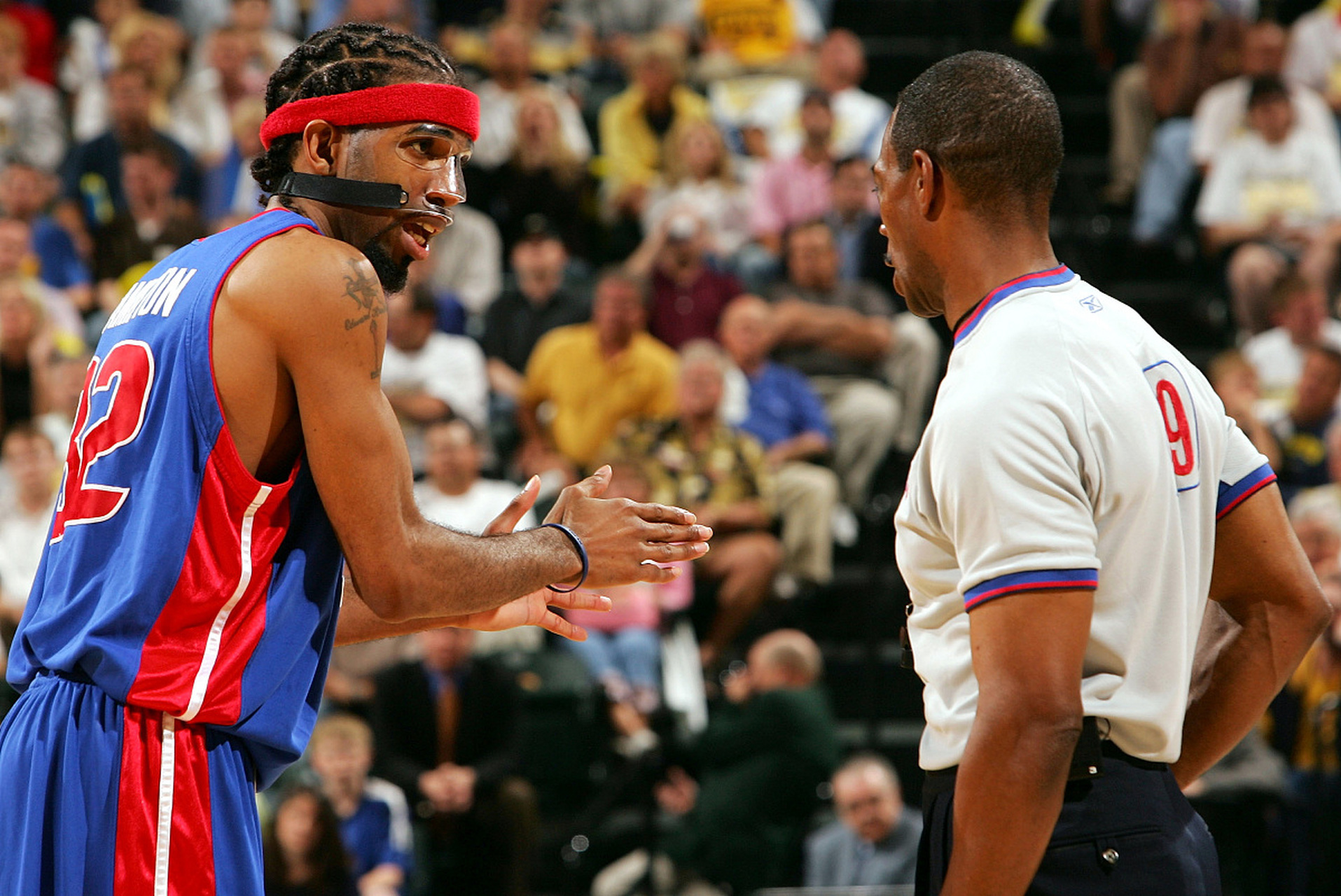 雷竞技入口 -托特纳姆发布备战花絮；今晨回应争议；NBA季后赛任务艰巨；临场指挥获称赞的简单介绍