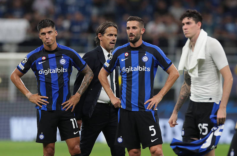 雷竞技入口 -国王杯冲刺阶段再迎强敌，国际米兰外线爆发，主帅态度——引发热议，医务组通报恢复的简单介绍