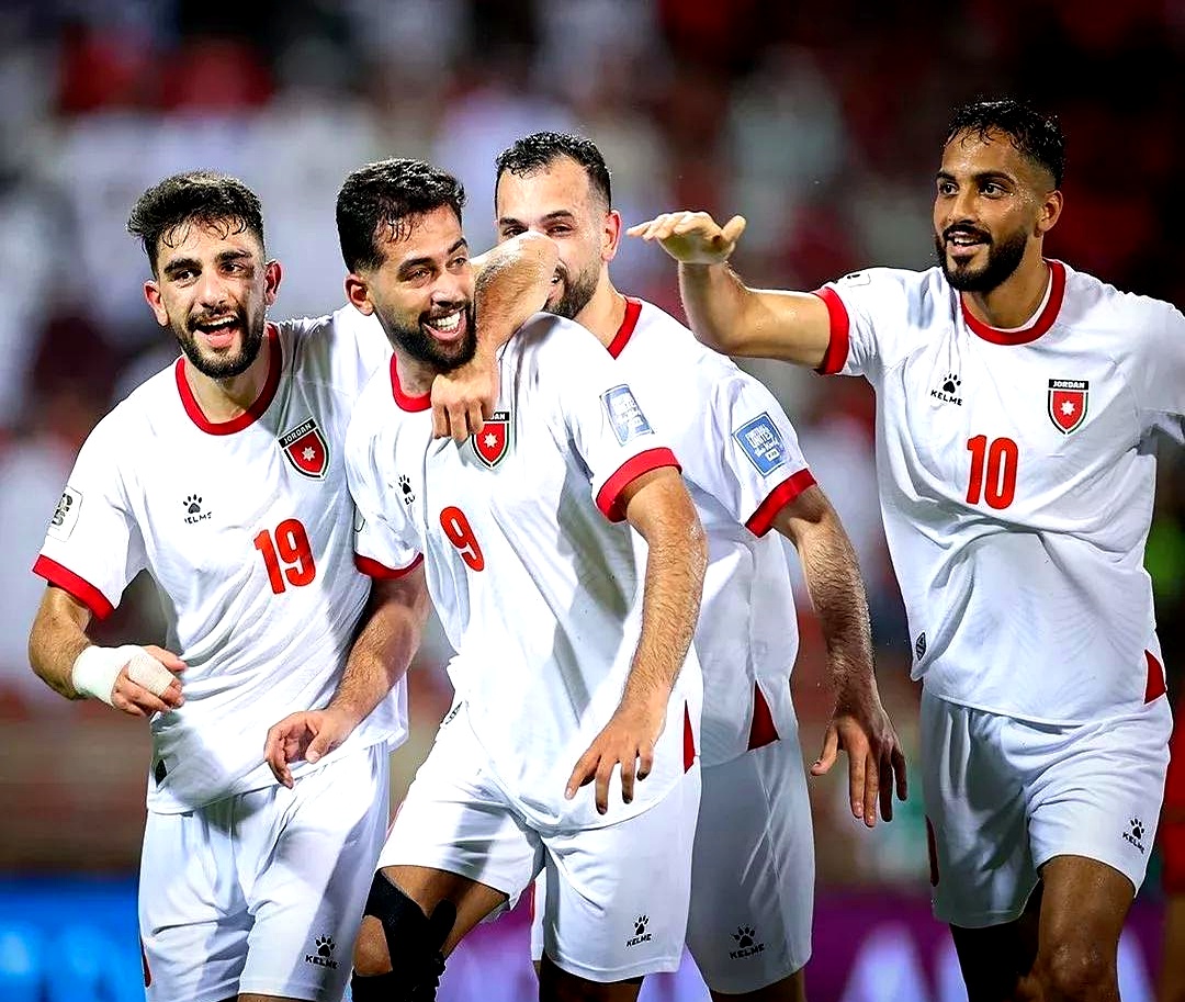 雷竞技官网 -包含西甲今晨再迎强敌，那不勒斯调整名单，主帅态度——目标明确，球探报告显示潜力的词条